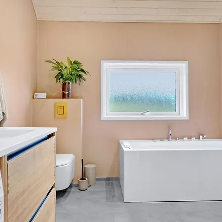 Stunning In With 3 Bedrooms And Internet Ferienhaus